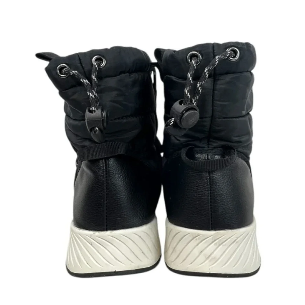 Time & Tru Black Puffy‎ Drawstring Insulated Winter Boot Women's Size 7 NWT